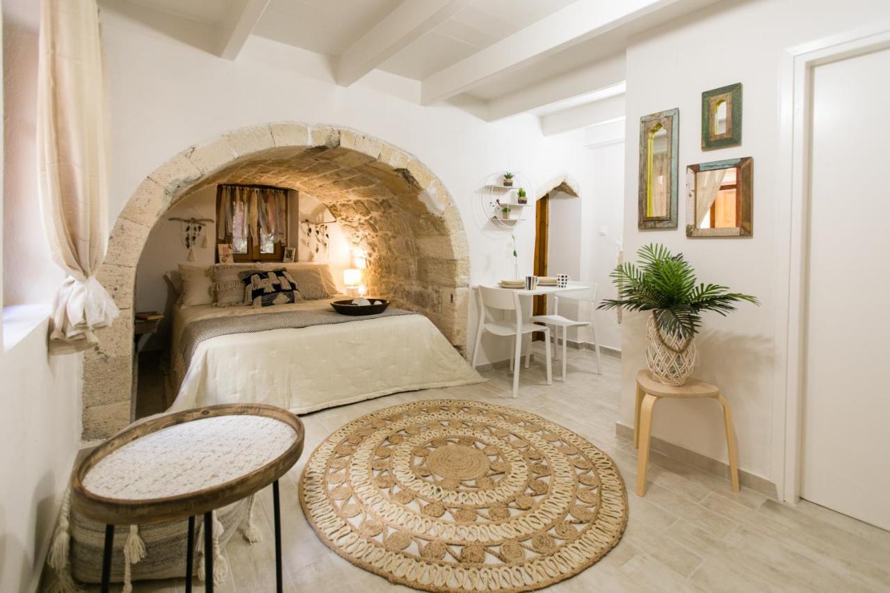 Kamaraki Suites Rethimnon Buitenkant foto